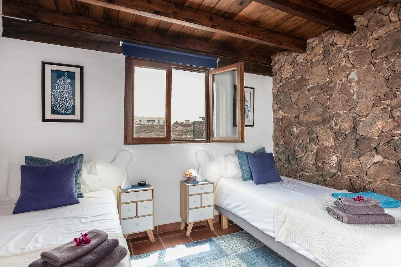 Inn Azulfit Surya Yoga & Pilates Retreat Hotel La Oliva
