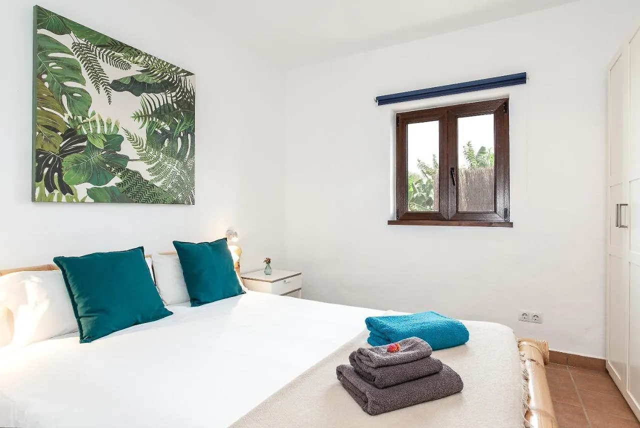 Azulfit Surya Yoga & Pilates Retreat Hotel La Oliva Inn