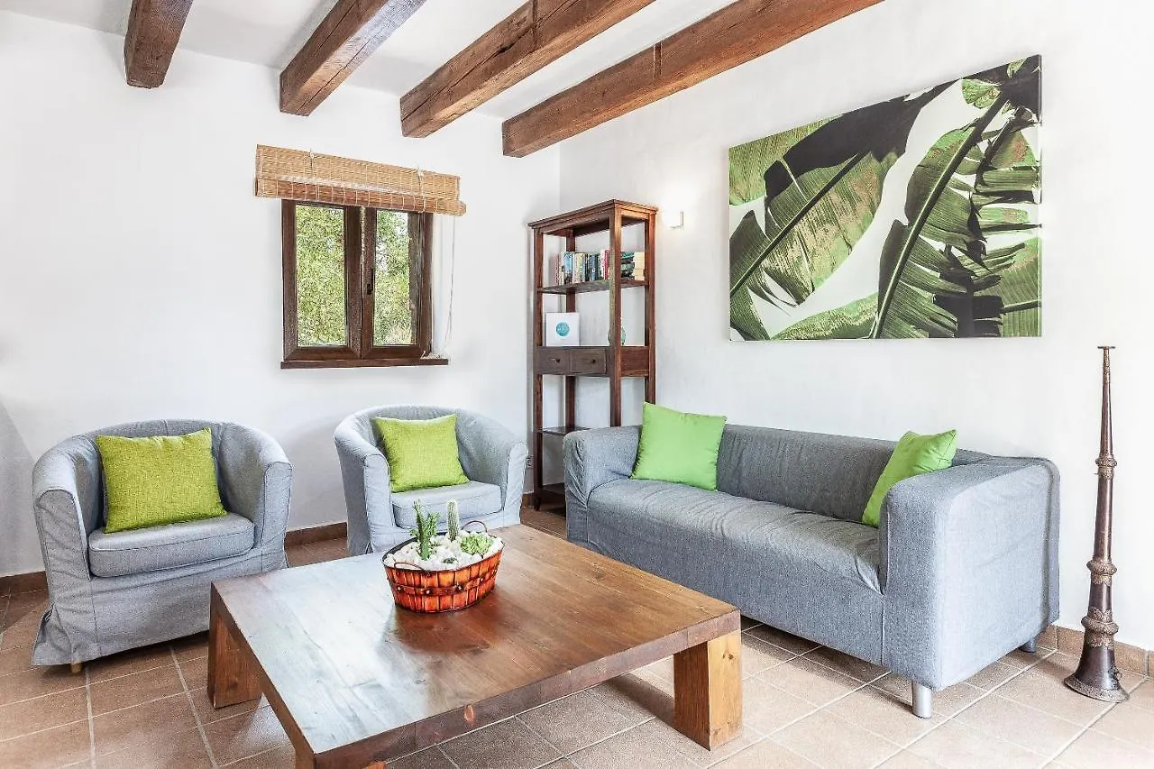 Azulfit Surya Yoga & Pilates Retreat Hotel La Oliva Inn