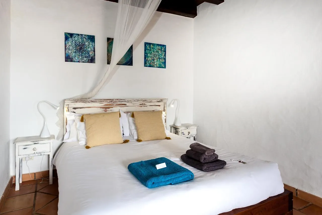 Azulfit Surya Yoga & Pilates Retreat Hotel La Oliva