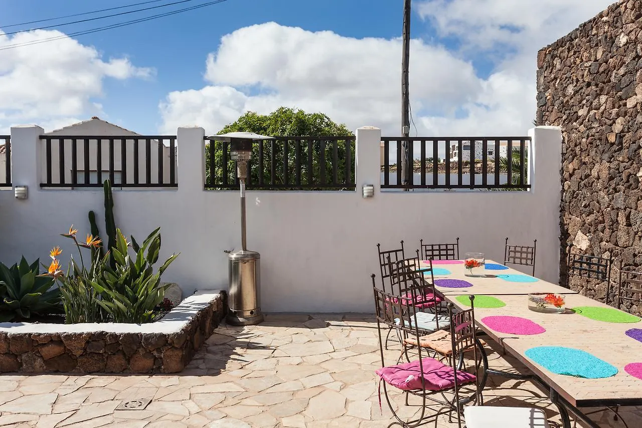 Azulfit Surya Yoga & Pilates Retreat Hotel La Oliva Spain